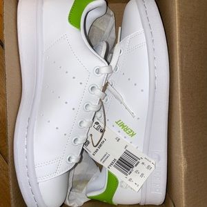 STAN SMITH KERMIT SPECIAL EDITION